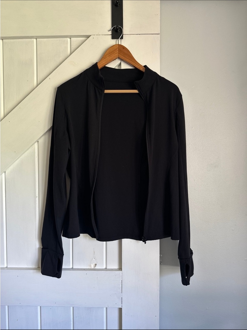 Buff Bunny Rosa Jacket- onyx black